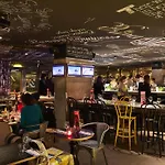 Mama Shelter East Hotel 2*