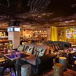酒店 巴黎东妈妈庇护酒店 2*