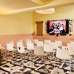 فندق Mama Shelter East