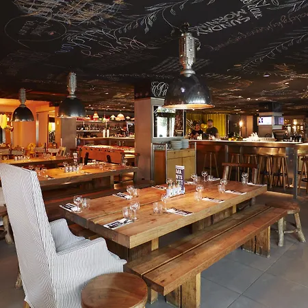 מלון Mama Shelter East 2*