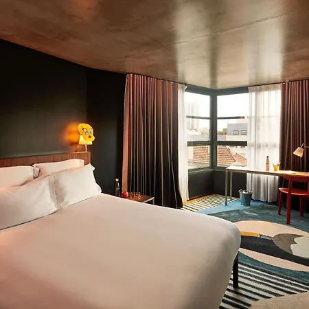 Mama Shelter East 2*