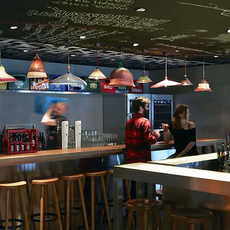 Hotel Mama Shelter East 2*