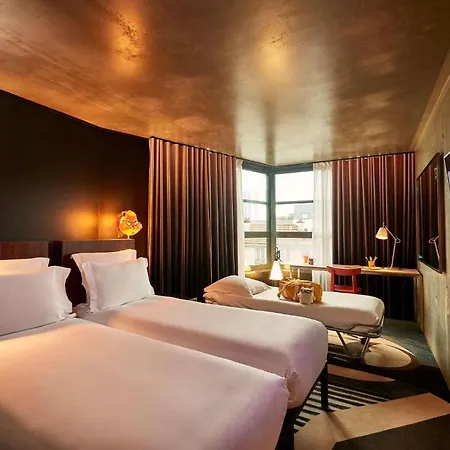 Hotell Mama Shelter East 2*