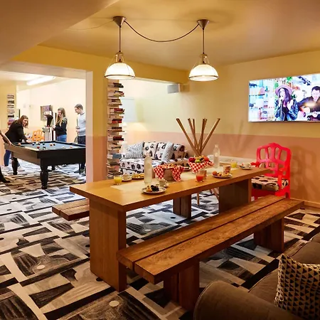 Mama Shelter East