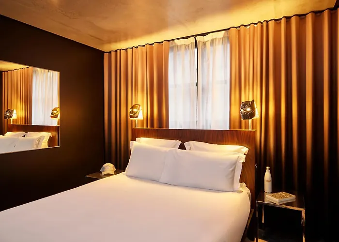 Mama Shelter East 2*