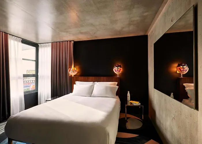 Mama Shelter East Otel