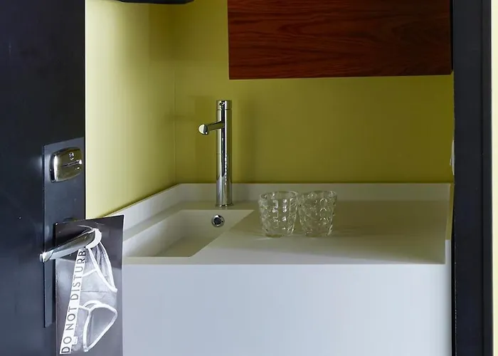 Hotel Mama Shelter East