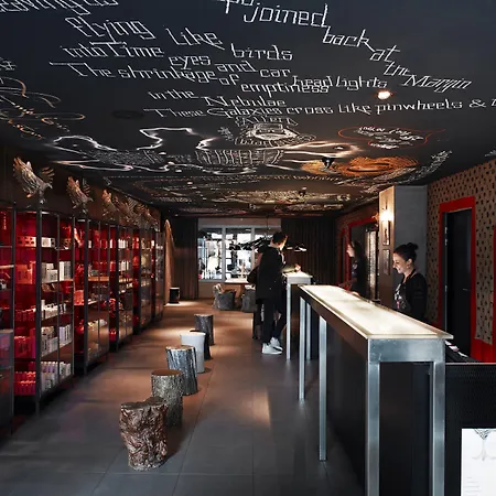 Mama Shelter East פריז