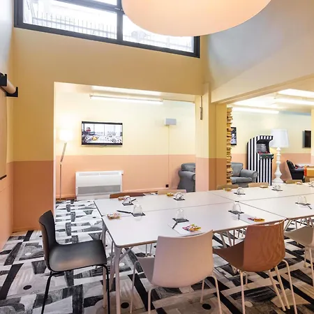 Hotel Mama Shelter East Paris
