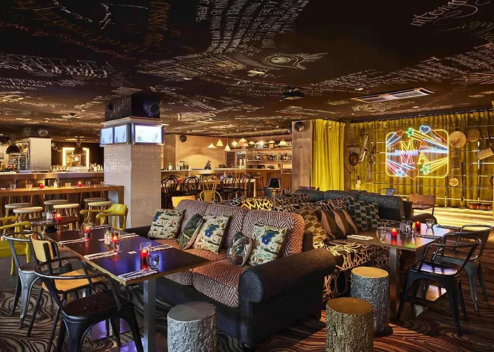 Hotel Mama Shelter East Paris