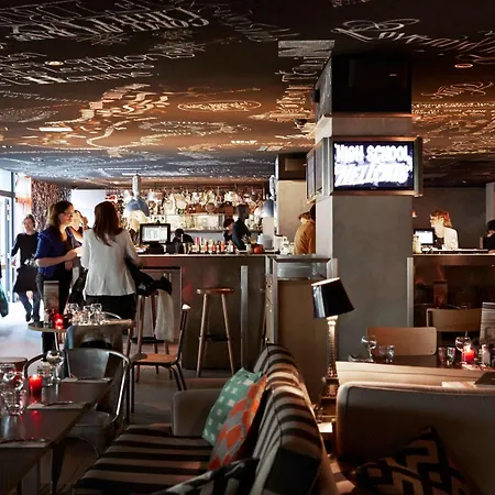 Hotel Mama Shelter East 2*