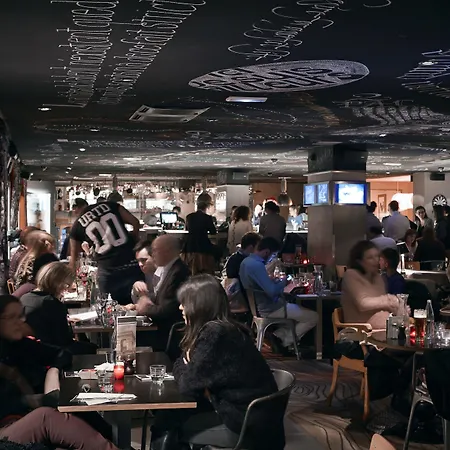 Hotel Mama Shelter East