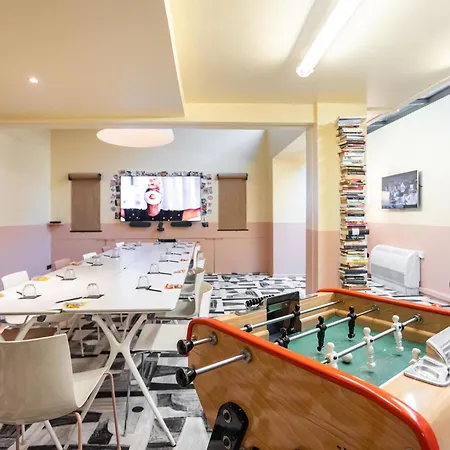 Mama Shelter East 2*