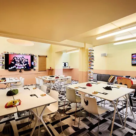 Hotel Mama Shelter East